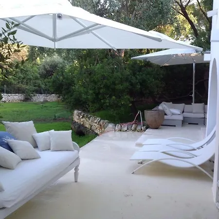 A Con Piscina A 300 M. Dal Mare Rosa Marina